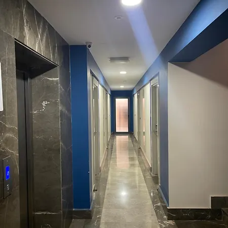 Lego Airport Апартаменты